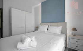Penthouse Level 7, Nilie Hospitality Mgmt